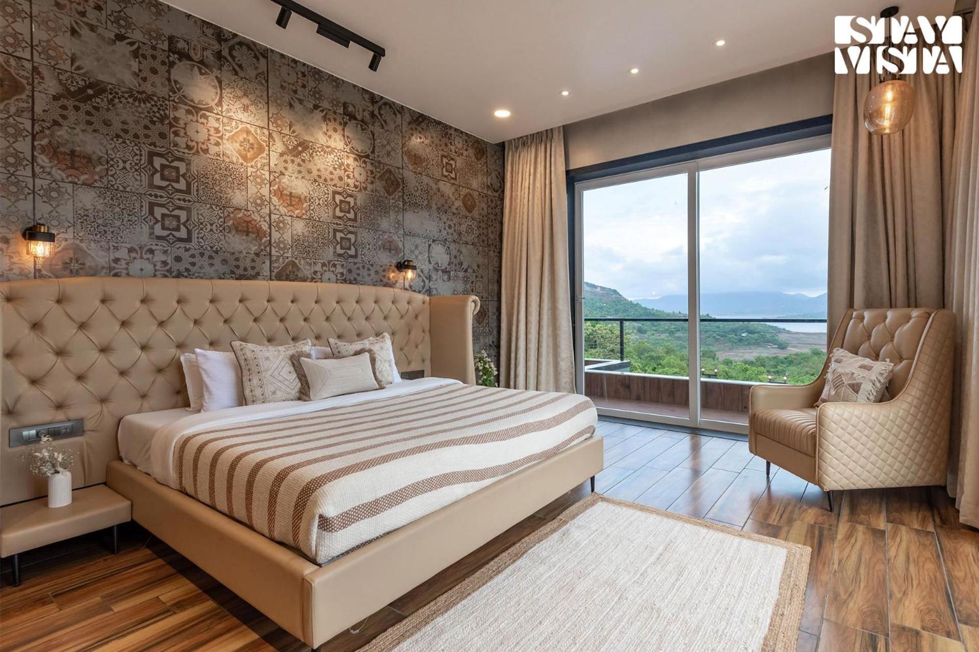 Stayvista At La Nirvana With Pool, Music Speaker & Indoor-Outdoor Game Lonavala Ngoại thất bức ảnh