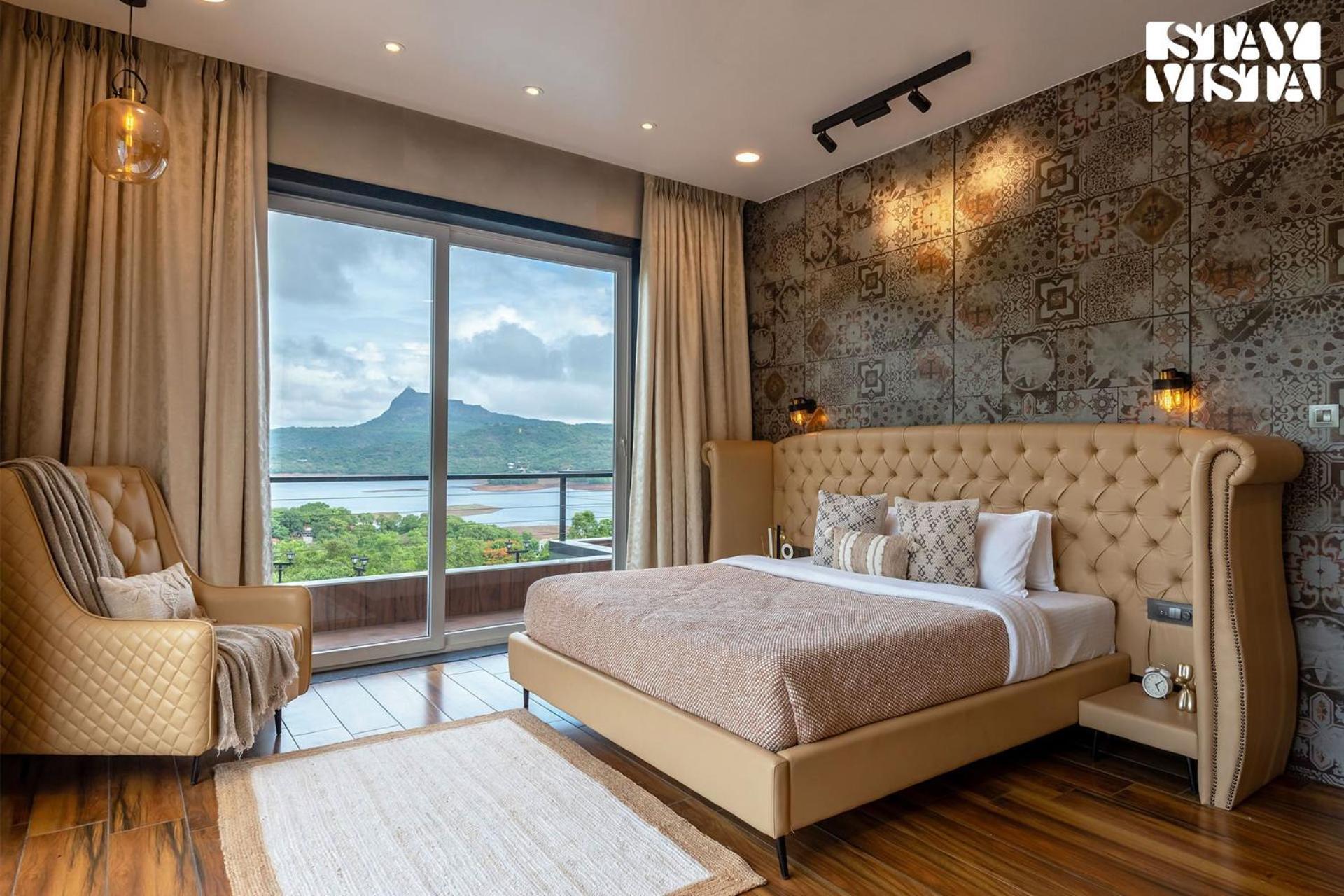 Stayvista At La Nirvana With Pool, Music Speaker & Indoor-Outdoor Game Lonavala Ngoại thất bức ảnh