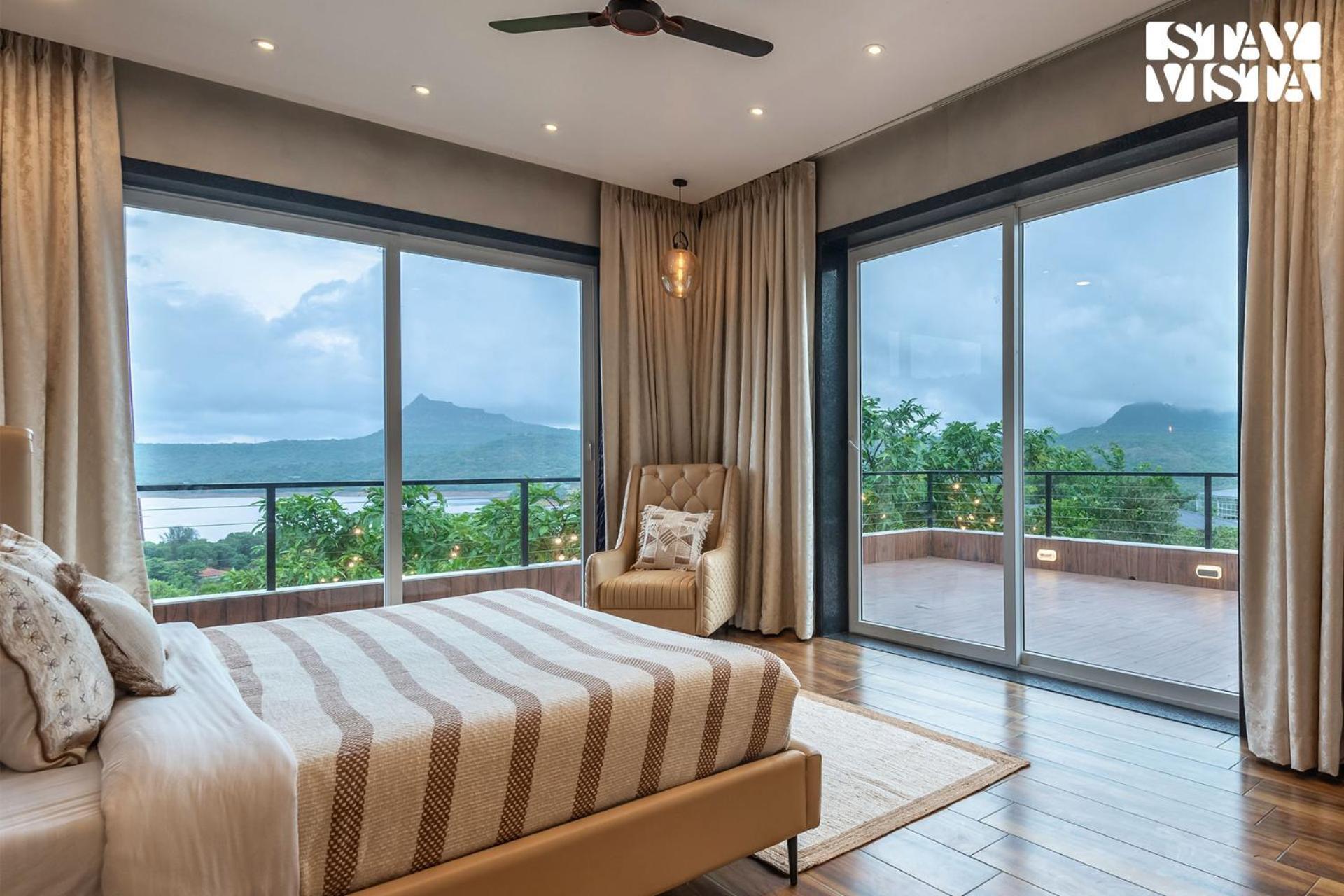 Stayvista At La Nirvana With Pool, Music Speaker & Indoor-Outdoor Game Lonavala Ngoại thất bức ảnh